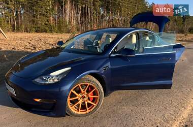 Седан Tesla Model 3 2018 в Вінниці