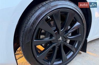Седан Tesla Model 3 2020 в Ковеле