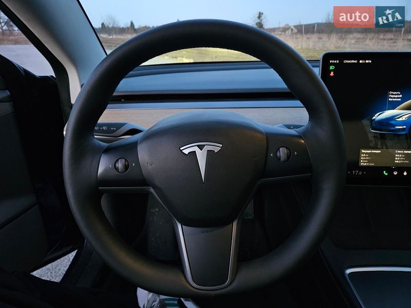 Седан Tesla Model 3 2022 в Львові