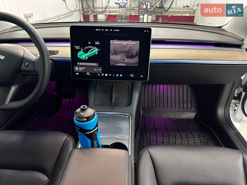 Седан Tesla Model 3 2023 в Днепре фото 14 Седан Tesla Model 3 2023 в Днепре