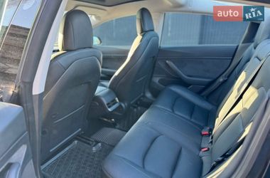 Седан Tesla Model 3 2020 в Киеве