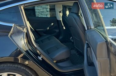 Седан Tesla Model 3 2020 в Киеве