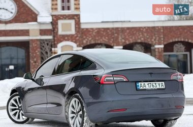 Седан Tesla Model 3 2018 в Киеве