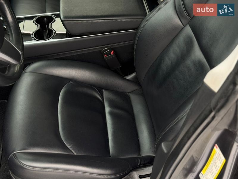 Седан Tesla Model 3 2018 в Киеве фото 7 Седан Tesla Model 3 2018 в Киеве