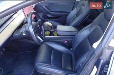 Седан Tesla Model 3 2019 в Киеве