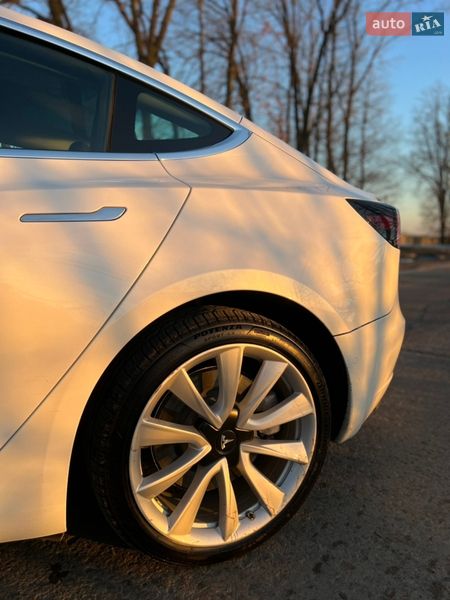 Седан Tesla Model 3 2019 в Броварах фото 9 Седан Tesla Model 3 2019 в Броварах