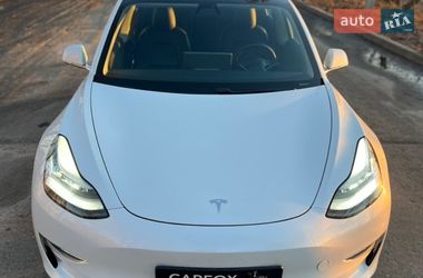 Седан Tesla Model 3 2019 в Броварах