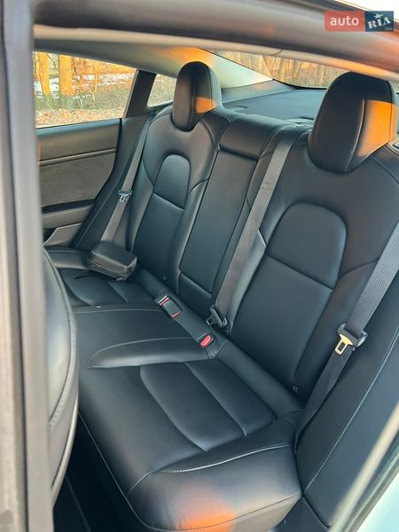 Седан Tesla Model 3 2019 в Броварах фото 21 Седан Tesla Model 3 2019 в Броварах
