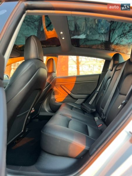 Седан Tesla Model 3 2019 в Броварах фото 23 Седан Tesla Model 3 2019 в Броварах