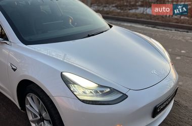 Седан Tesla Model 3 2019 в Броварах