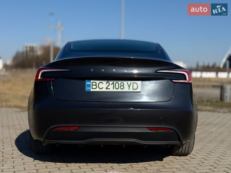Седан Tesla Model 3 2025 в Львове фото 10 Седан Tesla Model 3 2025 в Львове
