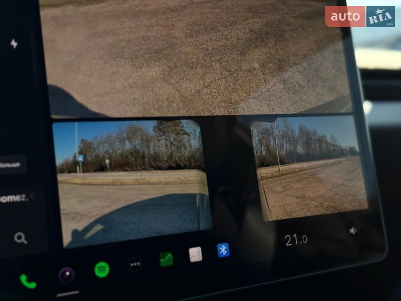 Седан Tesla Model 3 2025 в Львове фото 29 Седан Tesla Model 3 2025 в Львове