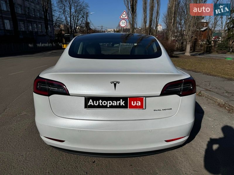 Седан Tesla Model 3 2020 в Киеве фото 8 Седан Tesla Model 3 2020 в Киеве