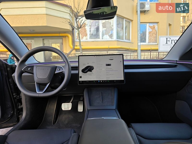 Седан Tesla Model 3 2024 в Киеве