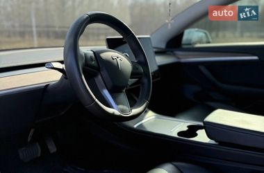 Седан Tesla Model 3 2021 в Запорожье