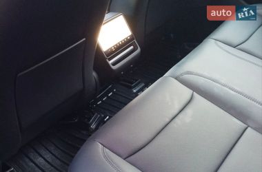 Седан Tesla Model 3 2025 в Полтаве