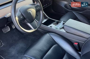 Седан Tesla Model 3 2019 в Житомире