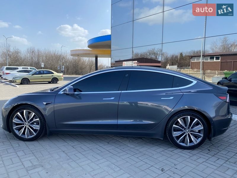 Седан Tesla Model 3 2019 в Запоріжжі