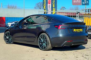 Седан Tesla Model 3 2024 в Киеве