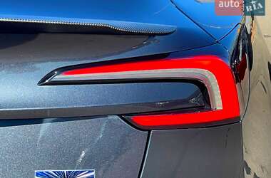 Седан Tesla Model 3 2024 в Киеве