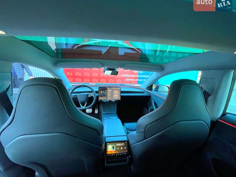 Седан Tesla Model 3 2024 в Киеве фото 71 Седан Tesla Model 3 2024 в Киеве