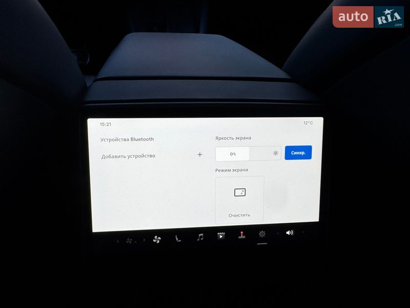 Седан Tesla Model 3 2024 в Києві