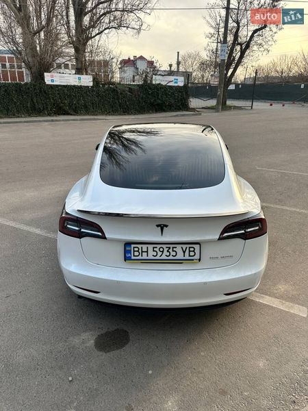 Седан Tesla Model 3 2019 в Одесі