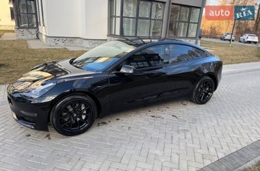 Седан Tesla Model 3 2023 в Киеве