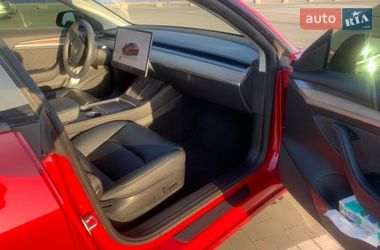 Седан Tesla Model 3 2022 в Виннице