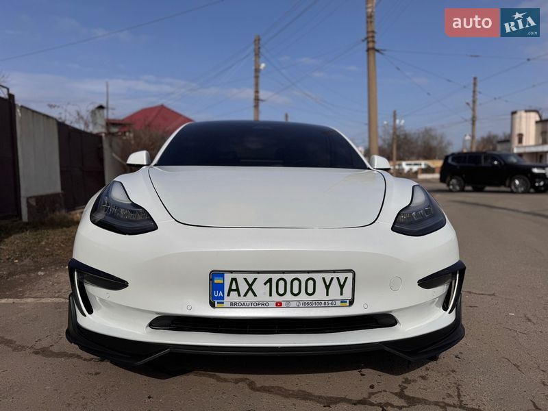 Седан Tesla Model 3 2019 в Харькове фото 9 Седан Tesla Model 3 2019 в Харькове