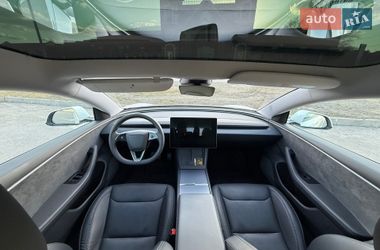 Седан Tesla Model 3 2024 в Киеве
