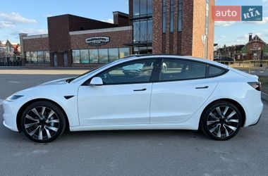 Седан Tesla Model 3 2024 в Киеве