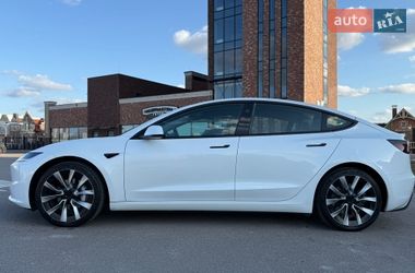 Седан Tesla Model 3 2024 в Києві