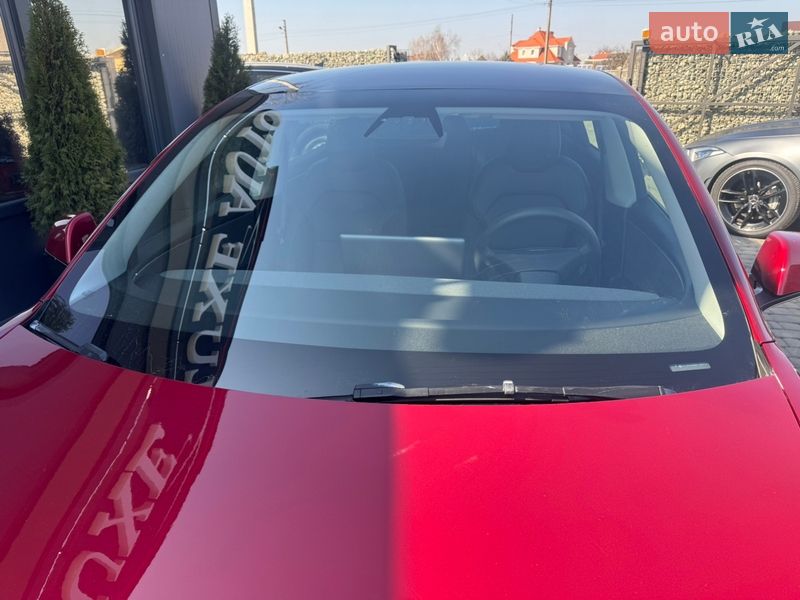 Седан Tesla Model 3 2024 в Ивано-Франковске