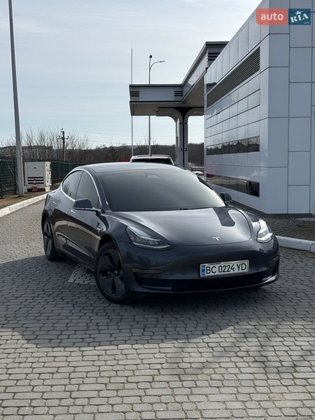 Седан Tesla Model 3 2020 в Жовкве фото 42 Седан Tesla Model 3 2020 в Жовкве