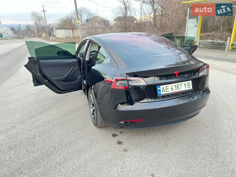 Седан Tesla Model 3 2019 в Дніпрі