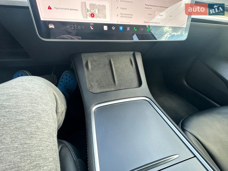 Седан Tesla Model 3 2022 в Виннице