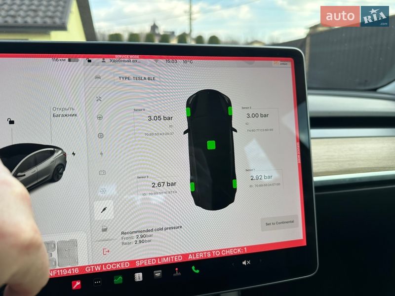 Седан Tesla Model 3 2022 в Виннице