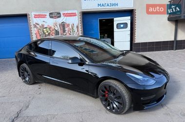 Седан Tesla Model 3 2023 в Киеве