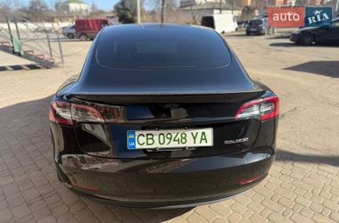 Седан Tesla Model 3 2023 в Киеве