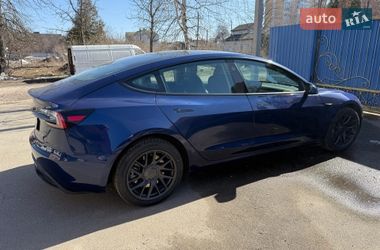 Седан Tesla Model 3 2024 в Киеве