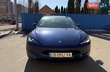 Седан Tesla Model 3 2024 в Киеве