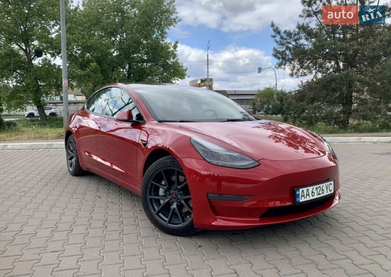 Tesla Model 3 2022