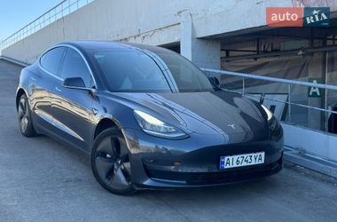 Седан Tesla Model 3 2018 в Киеве