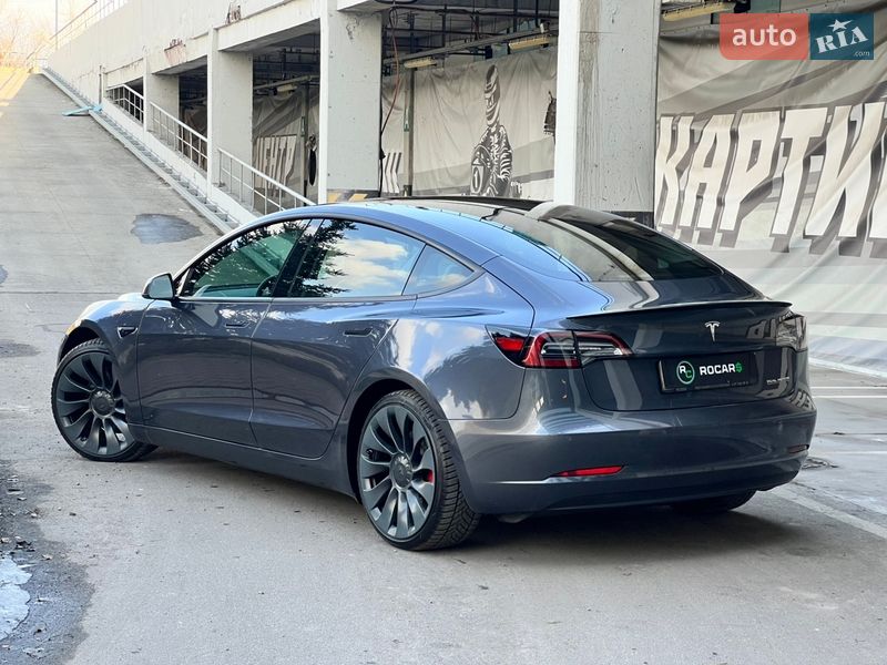 Седан Tesla Model 3 2021 в Киеве фото 18 Седан Tesla Model 3 2021 в Киеве