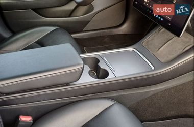 Седан Tesla Model 3 2022 в Запорожье