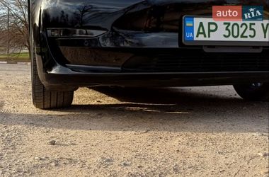 Седан Tesla Model 3 2022 в Запорожье