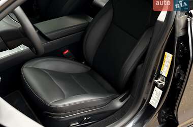 Седан Tesla Model 3 2024 в Киеве