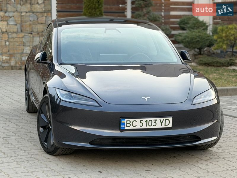 Седан Tesla Model 3 2024 в Стрию фото 6 Седан Tesla Model 3 2024 в Стрию