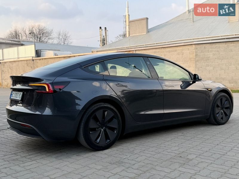 Седан Tesla Model 3 2024 в Стрию фото 10 Седан Tesla Model 3 2024 в Стрию